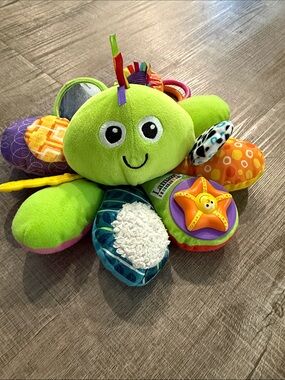 Lamaze 2006 Green Octopus baby squeak,crinkle, and explore sensory toy